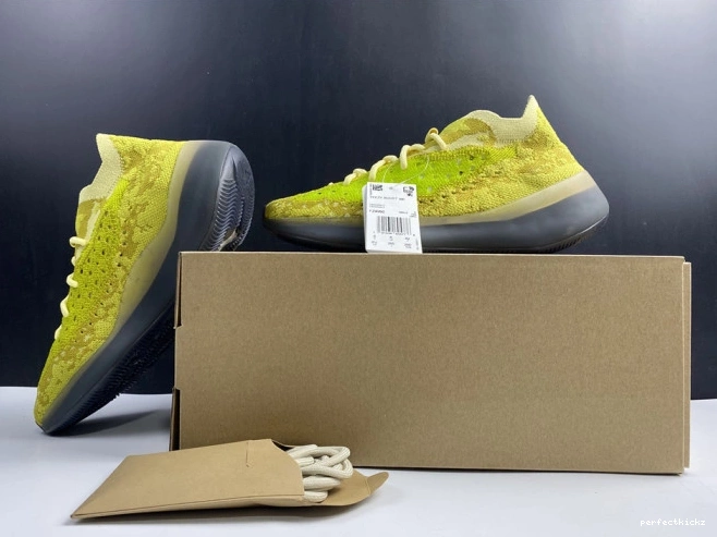 YEEZY HYLTE ADIDAS BOOST FZ4990 380 GLOW 0708